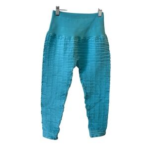 NUX Pucker Up Ribbed Textured Leggings Light Blue Size small NWOT